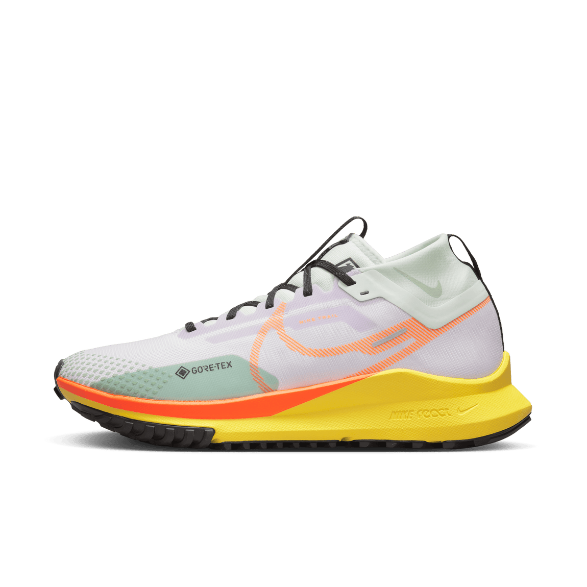 NIKE リアクト ペガサス トレイル 4 GTX