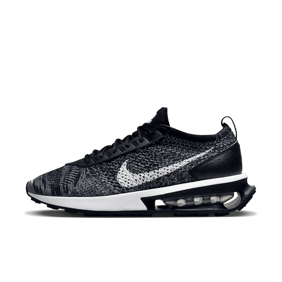 Nike Women's Air Max Flyknit Racer (Black/White) - giftcard