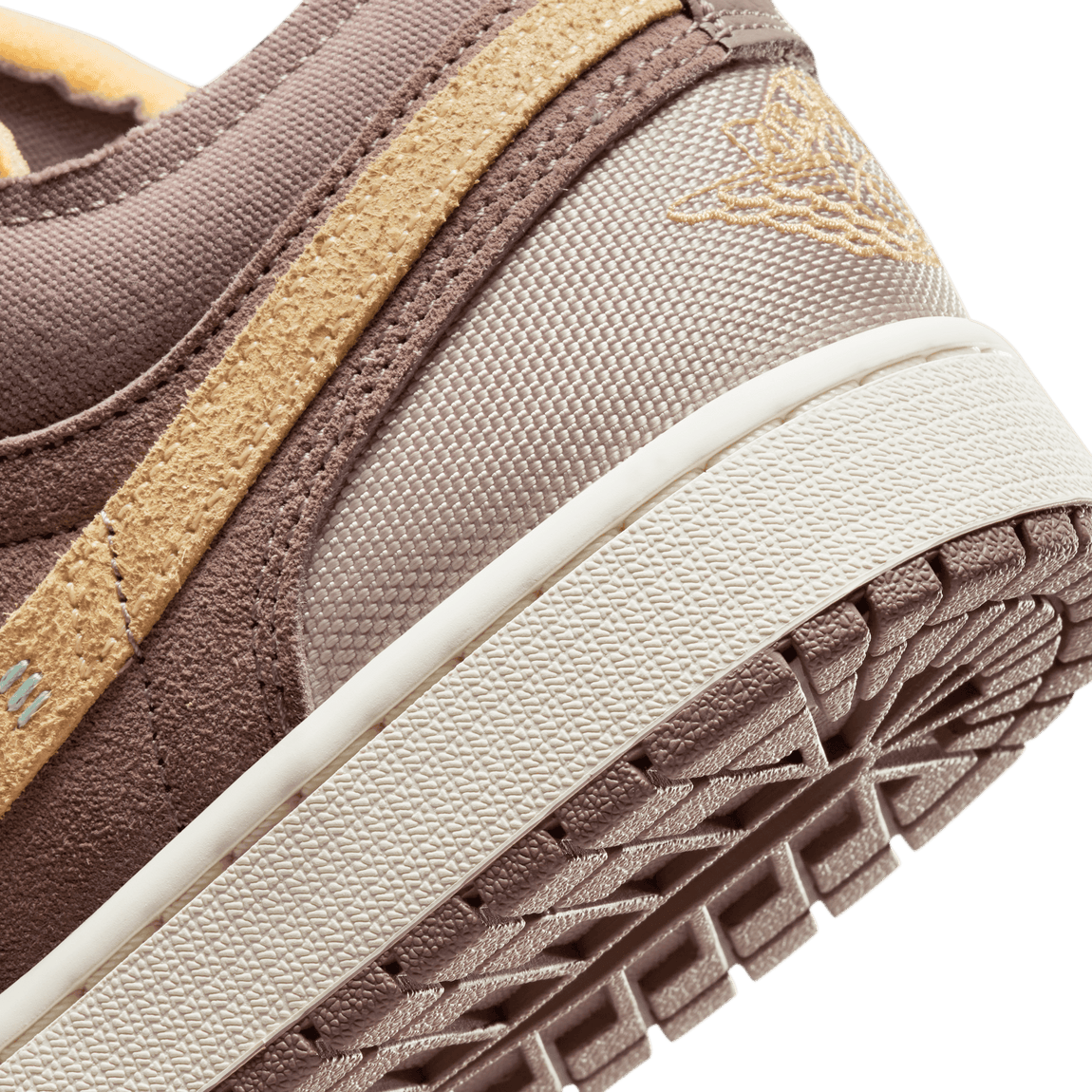 Air Jordan 1 Low SE Craft (Taupe Haze/Mint Foam-Celestial Gold) - Air Jordan 1 Low SE Craft (Taupe Haze/Mint Foam-Celestial Gold) - 