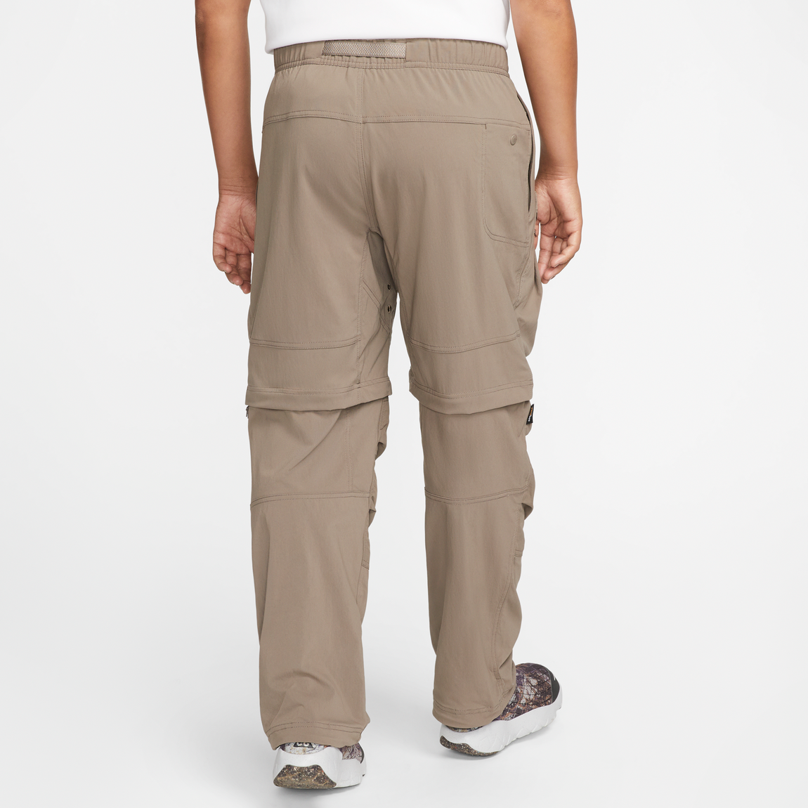 Nike ACG Summit Cargo Pants (Olive Grey/Summit White) – Centre