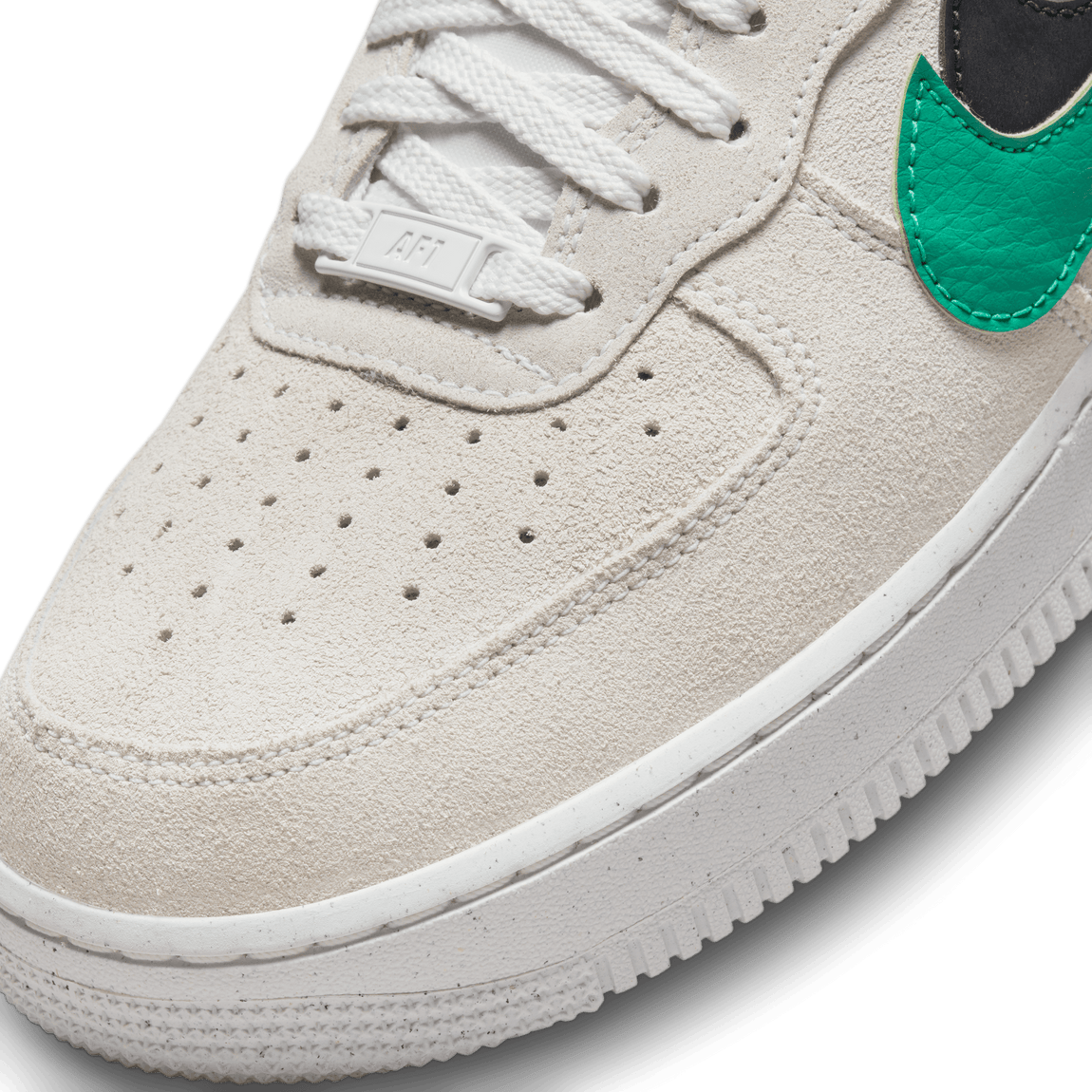 Nike Women's Air Force 1 High SE (Summit White/Neptune Green/Black-Sesame) - Nike Women's Air Force 1 High SE (Summit White/Neptune Green/Black-Sesame) - 