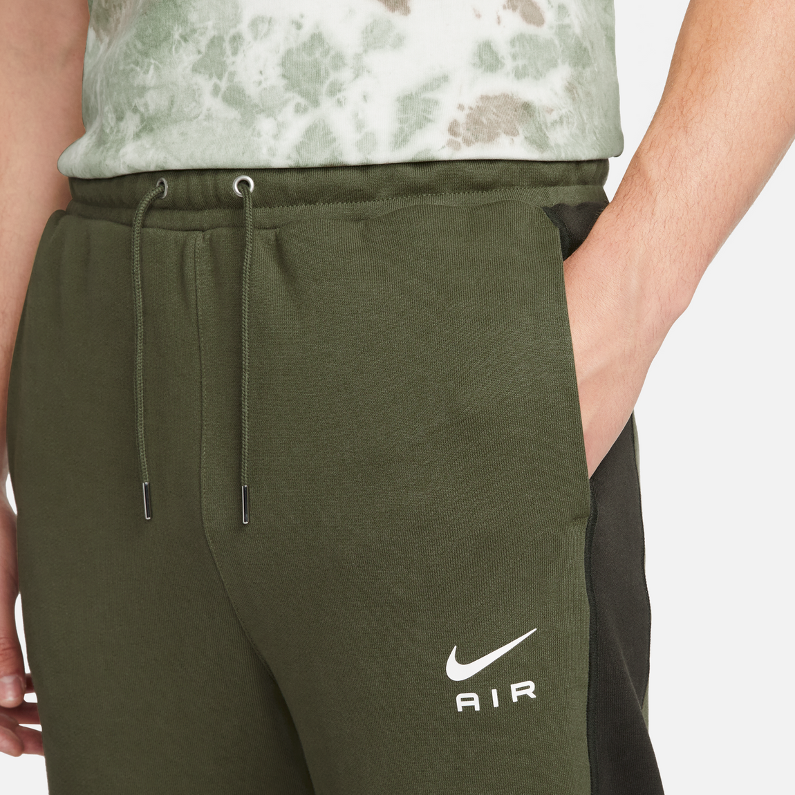 Dando camuflaje Contracción Nike Sportswear Air Joggers (Medium Olive/Sequoia-White) – Centre