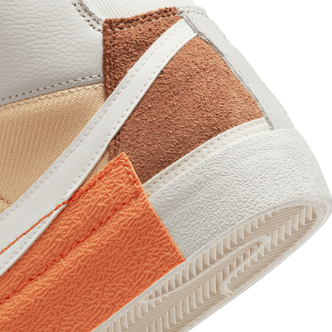 Nike Blazer Mid Pro Club (Lt. Bone/Sail-Sesame-Pecan) - Nike Blazer Mid Pro Club (Lt. Bone/Sail-Sesame-Pecan) - 