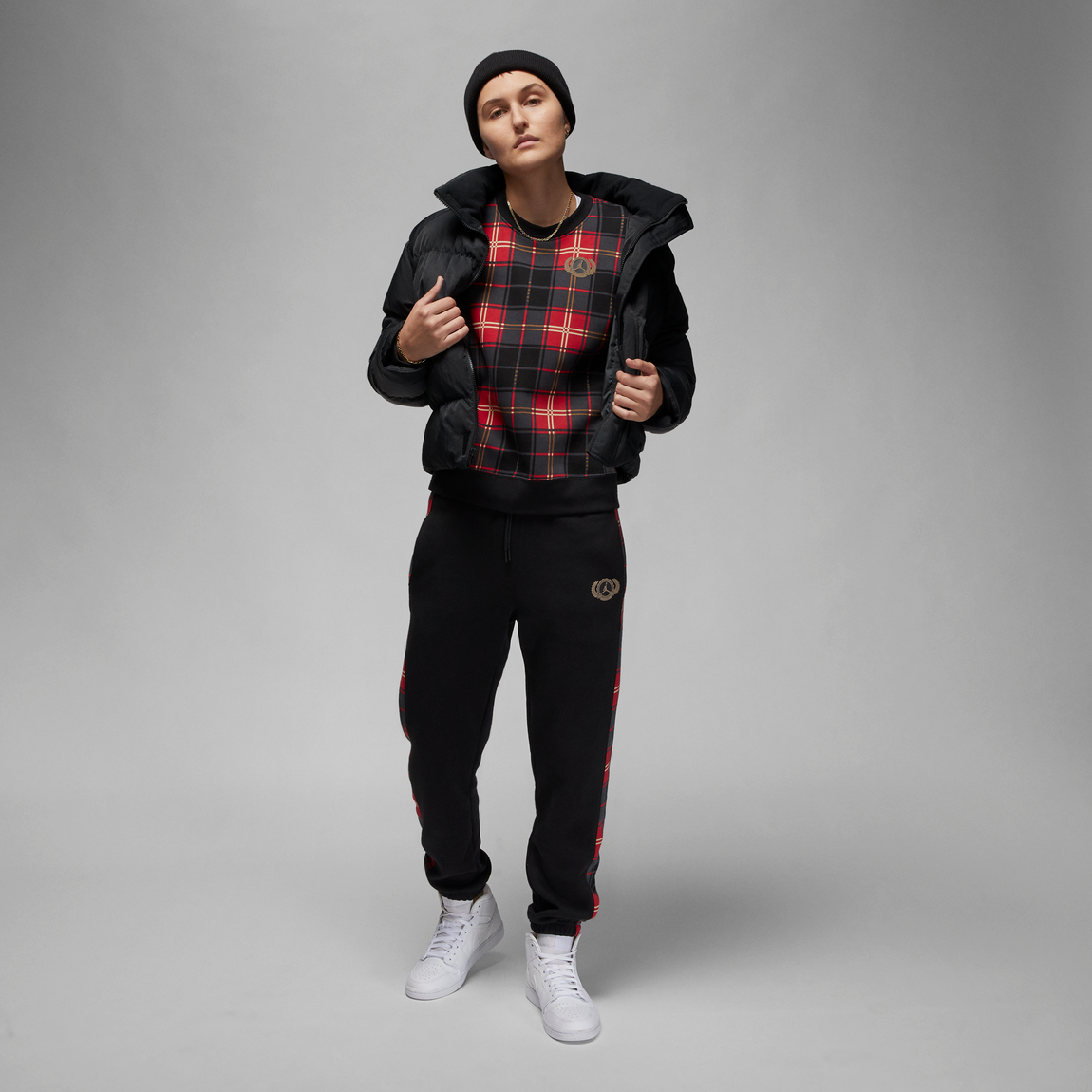Jordan Women's Brooklyn Fleece Crewneck (Fire Red/Dark Driftwood) - Jordan Women's Brooklyn Fleece Crewneck (Fire Red/Dark Driftwood) - 