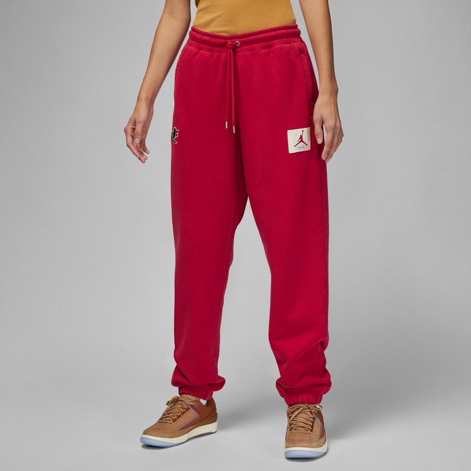 Jordan X TWO18 Women's Fleece Pants (Gym Red/Coconut Milk) - Women's - Bottoms
