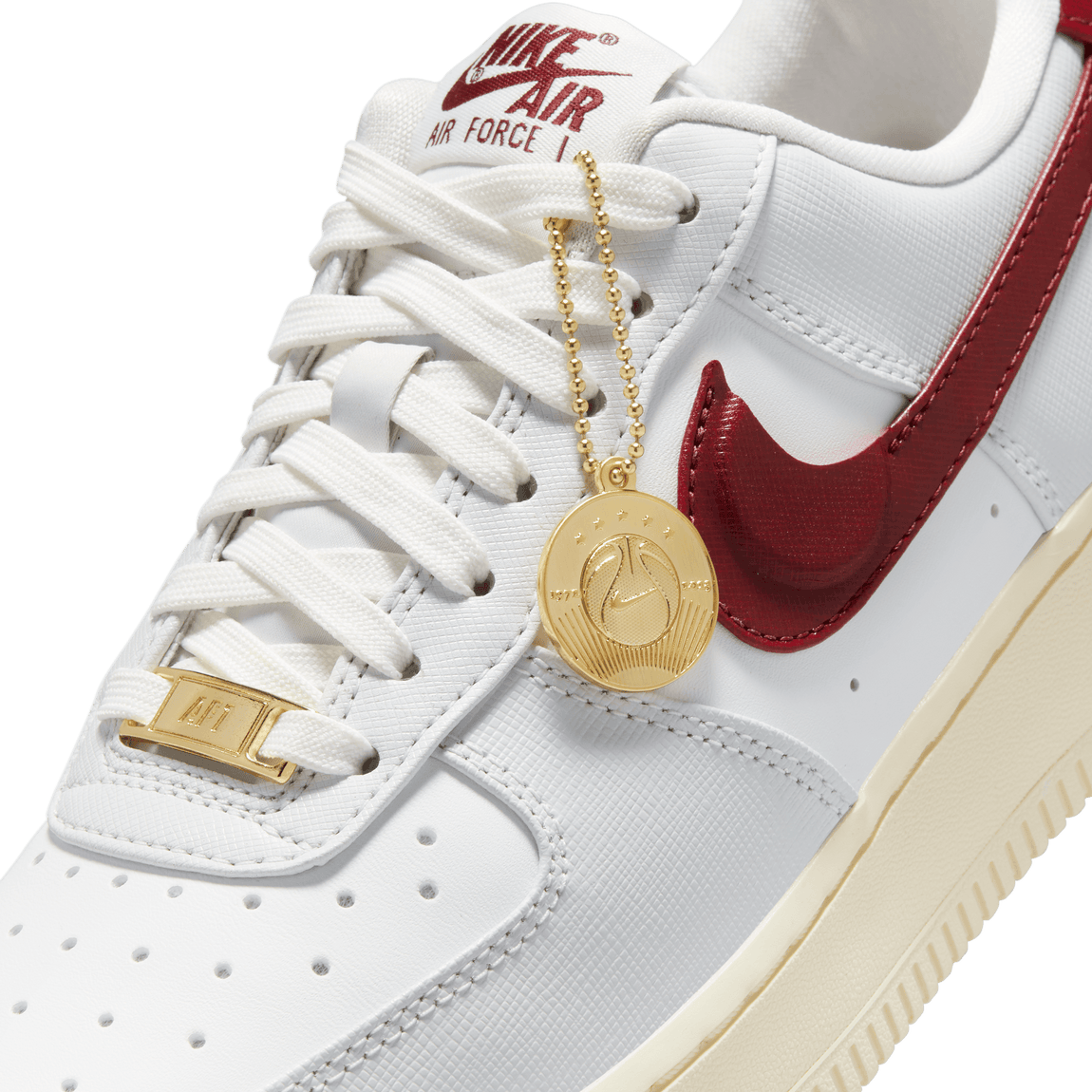 Women's Nike Air Force 1 '07 SE (Photon Dust/Team Red/Summit White-Muslin) - Women's Nike Air Force 1 '07 SE (Photon Dust/Team Red/Summit White-Muslin) - 