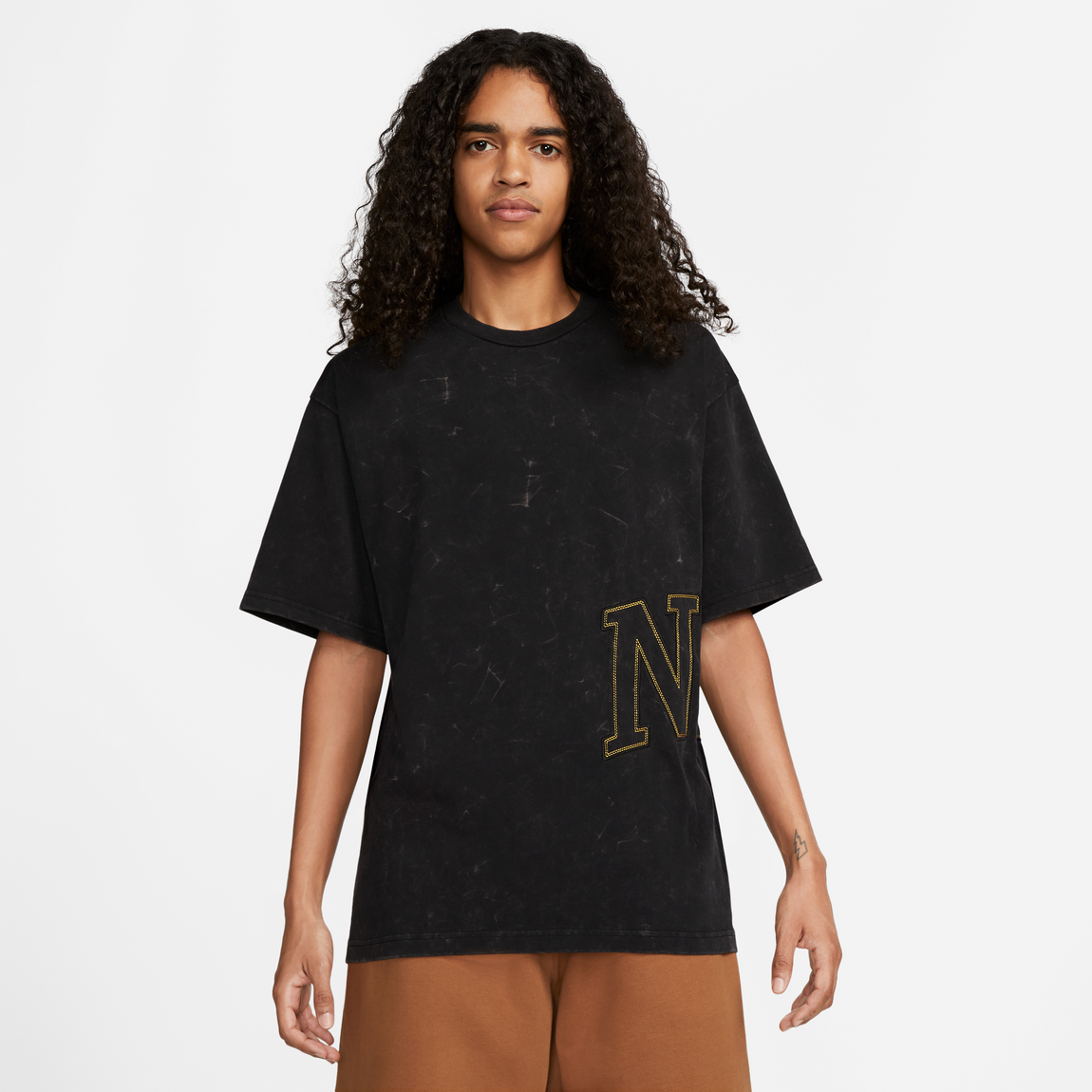 Nike Fadeaway Tee (Black/University Gold) - Nike Fadeaway Tee (Black/University Gold) - 