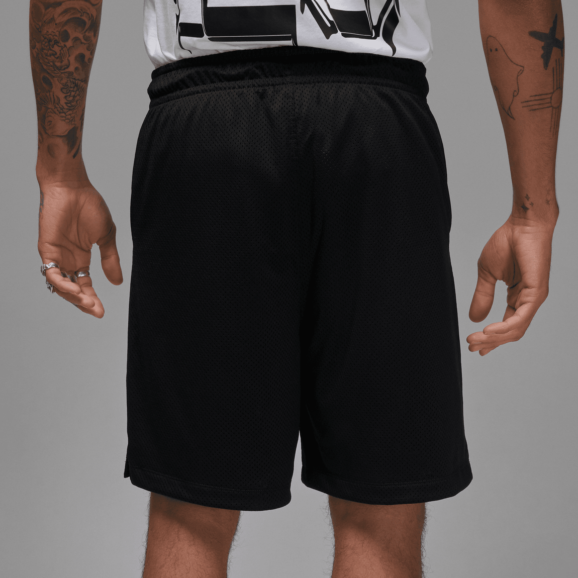 Jordan Essentials Shorts (Black/White-Red) - Jordan Essentials Shorts (Black/White-Red) - 